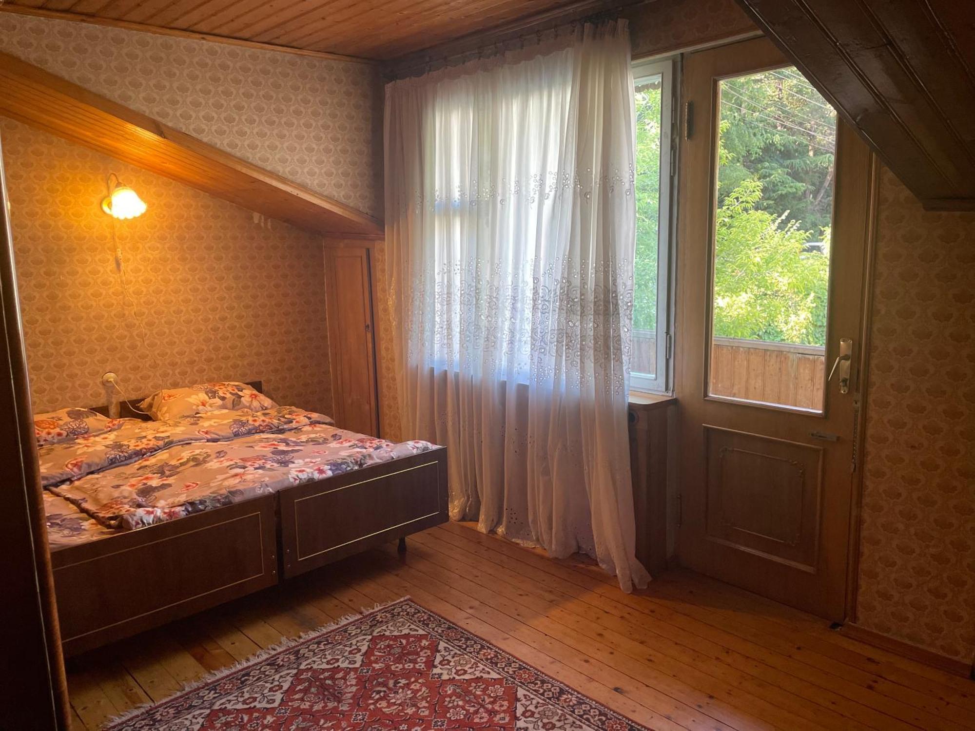 Guest House Raisa ดีลีจาน ภายนอก รูปภาพ